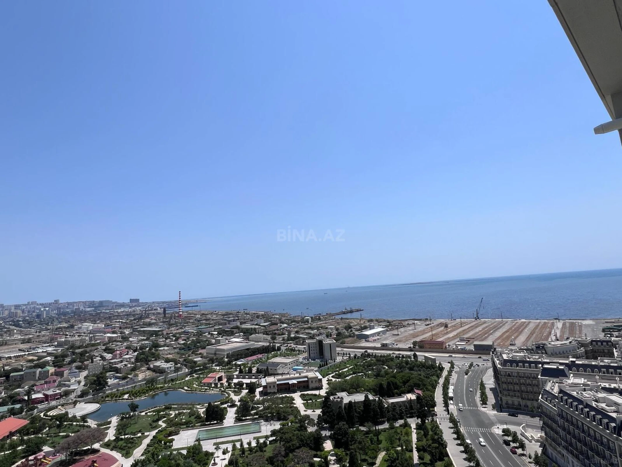 Kirayə verilir 3 otaqlı mənzil 110 m²