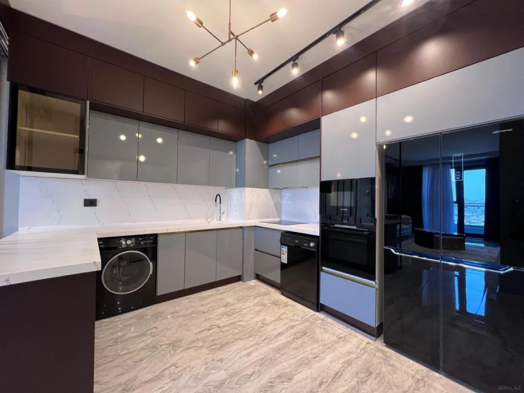 Kirayə verilir 3 otaqlı mənzil 110 m²