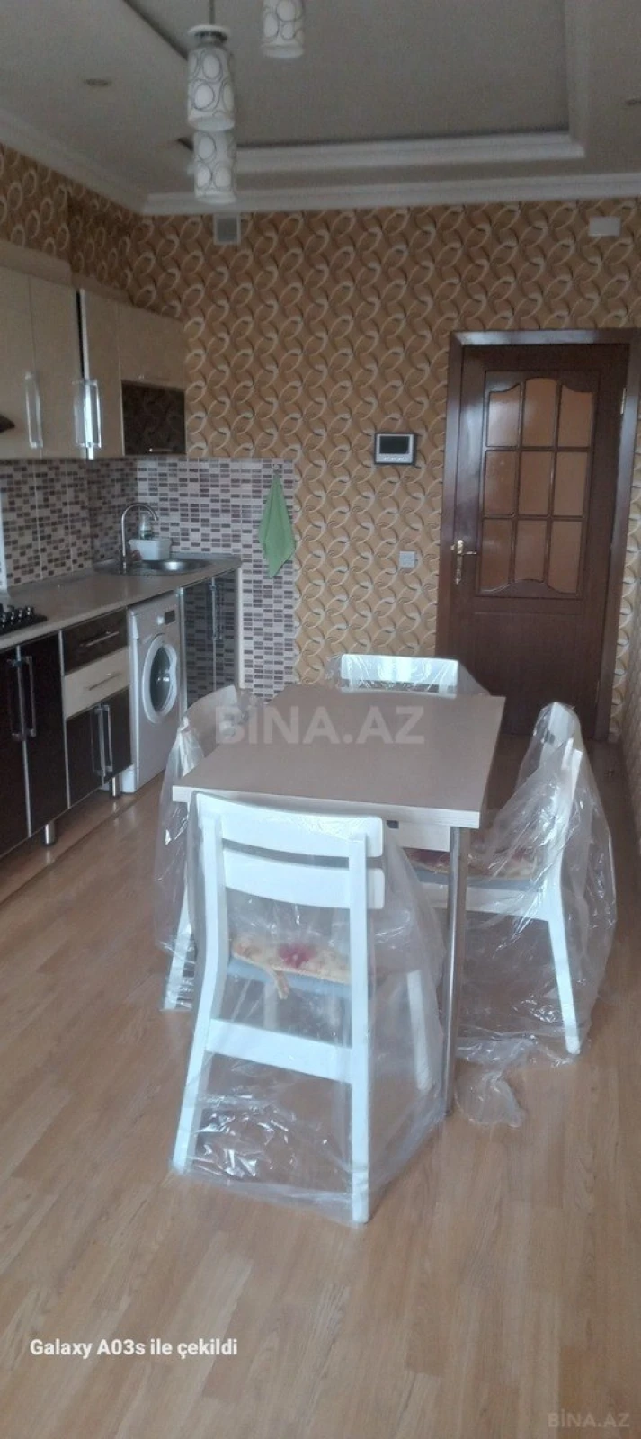 Kirayə verilir 2 otaqlı mənzil 100 m²