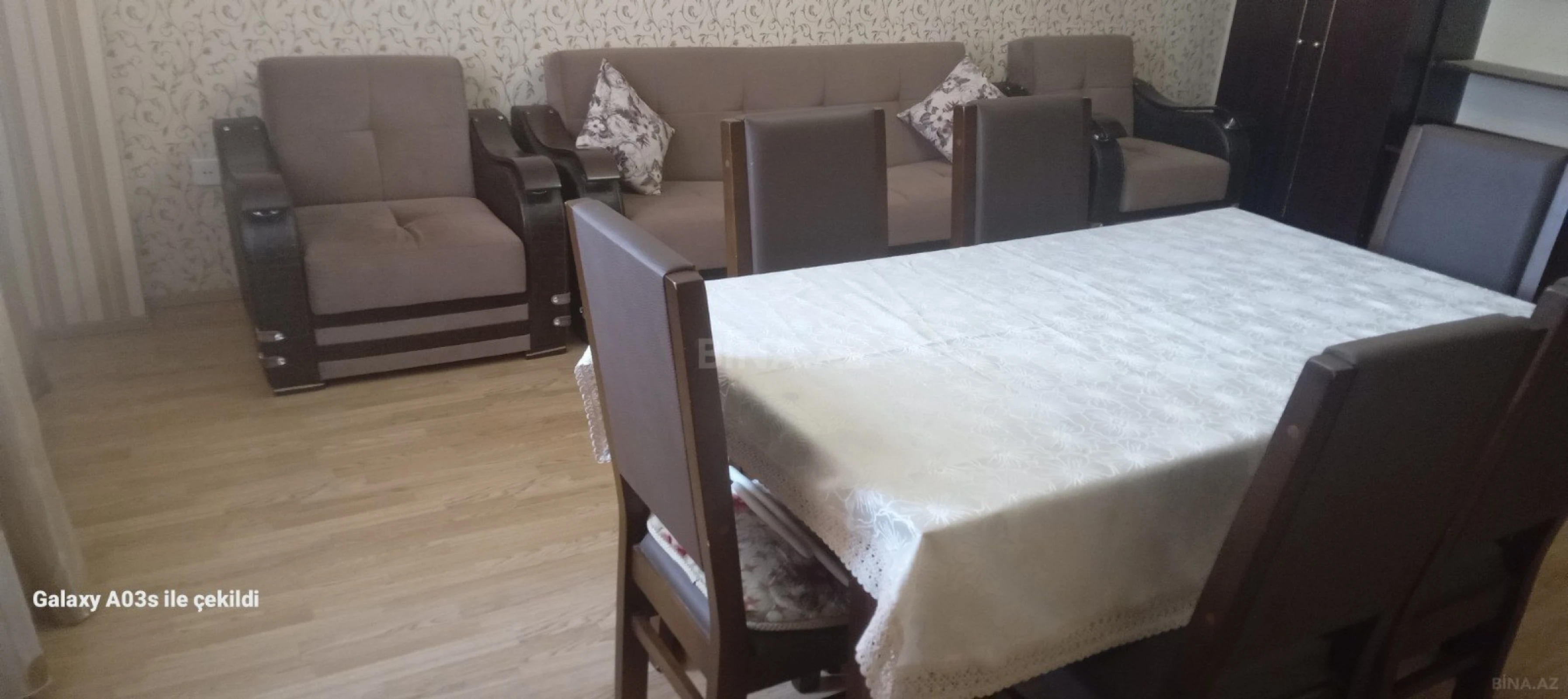 Kirayə verilir 2 otaqlı mənzil 100 m²