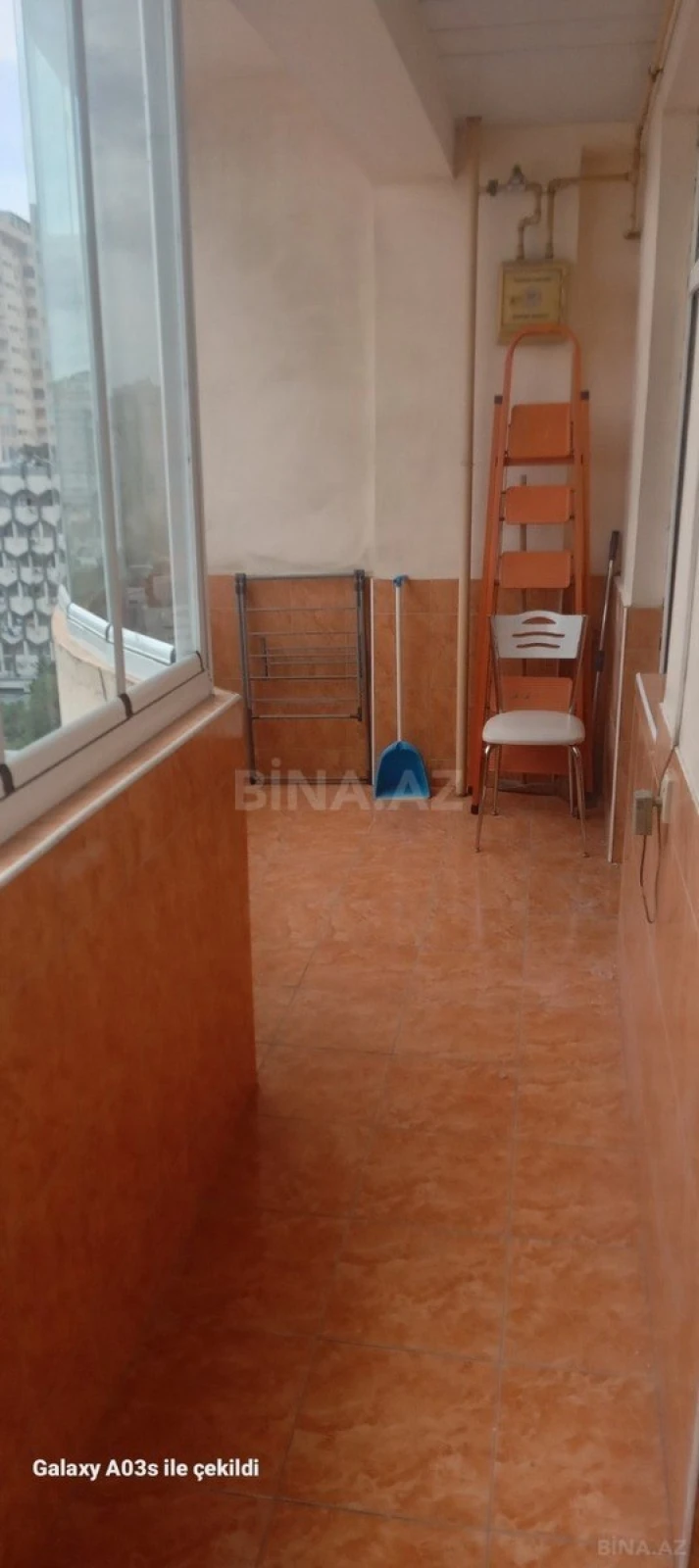 Kirayə verilir 2 otaqlı mənzil 100 m²