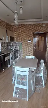 Kirayə verilir 2 otaqlı mənzil 100 m²