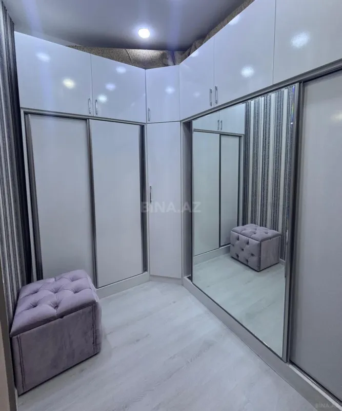 Kirayə verilir 2 otaqlı mənzil 105 m²