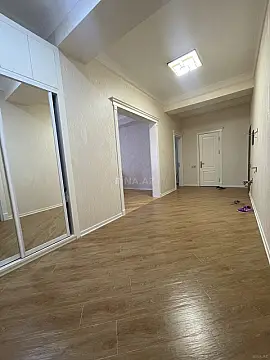 Kirayə verilir 3 otaqlı mənzil 155 m²