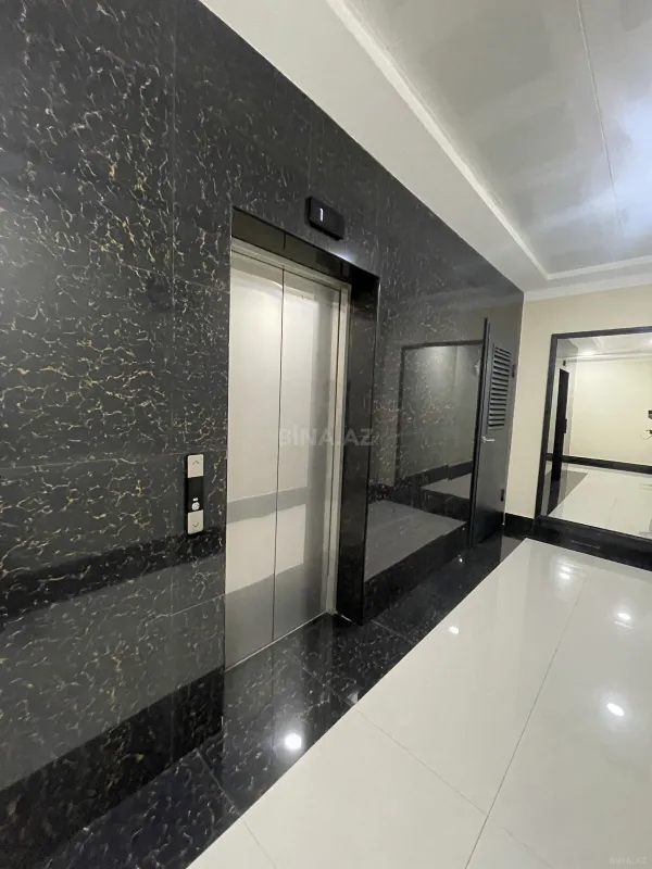 Kirayə verilir 3 otaqlı mənzil 155 m²