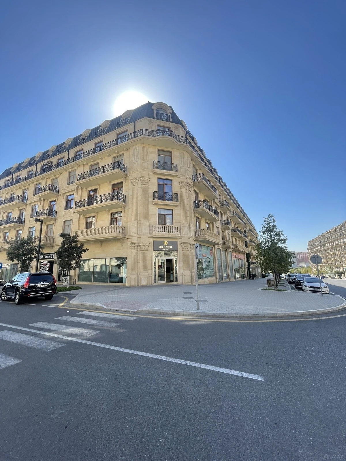 Kirayə verilir 3 otaqlı mənzil 155 m²