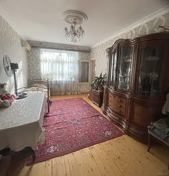 Satılır 2 otaqlı mənzil 70 m²