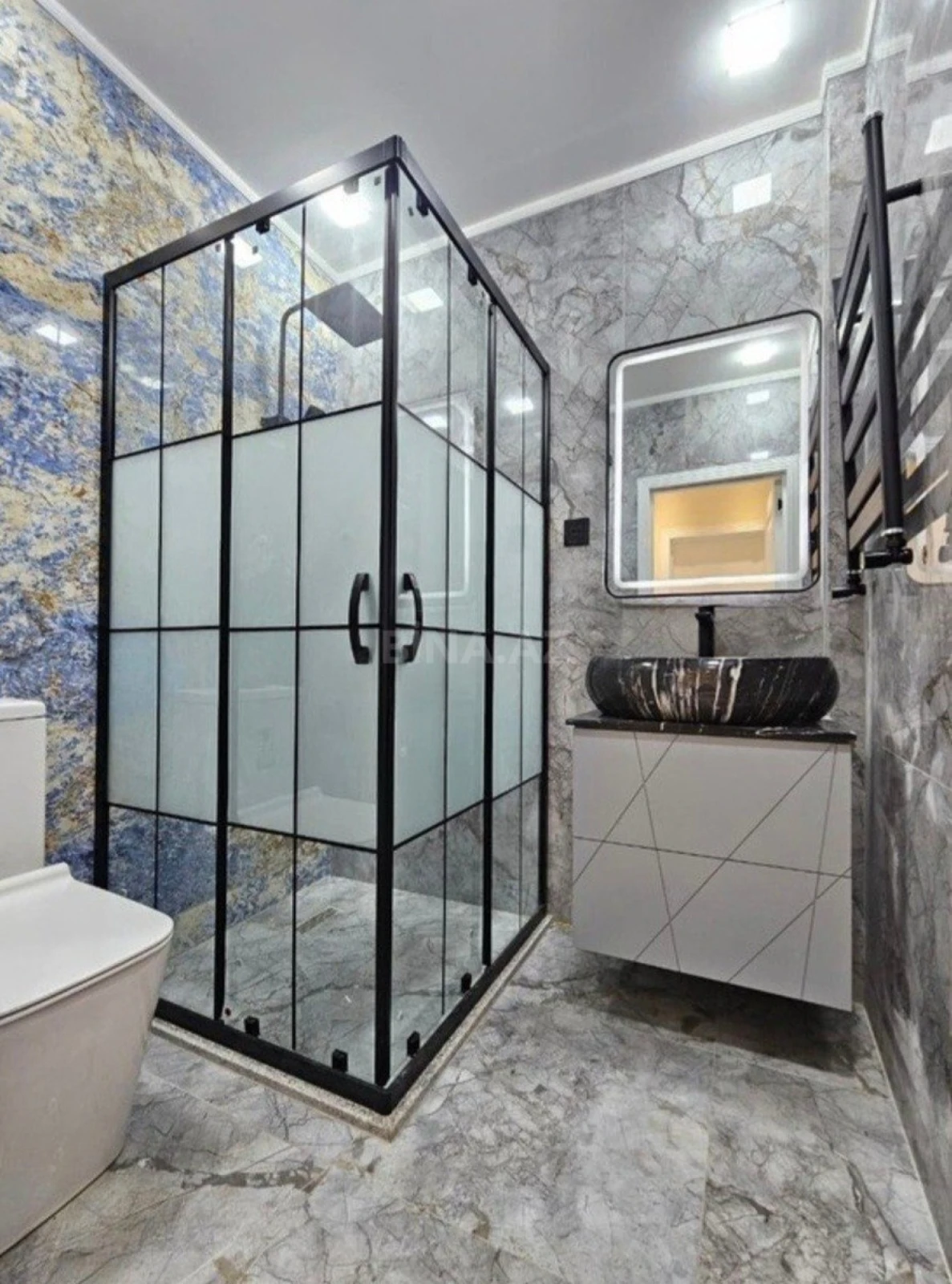 Satılır 2 otaqlı mənzil 55 m²