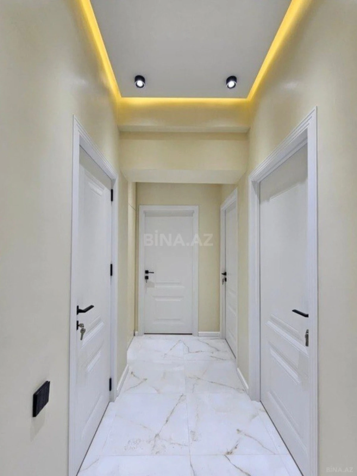 Satılır 2 otaqlı mənzil 55 m²