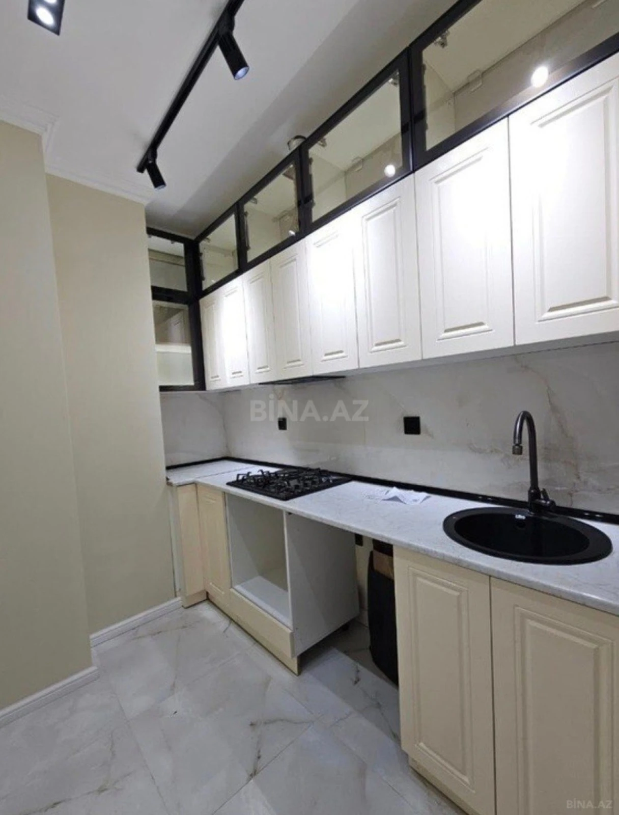 Satılır 2 otaqlı mənzil 55 m²