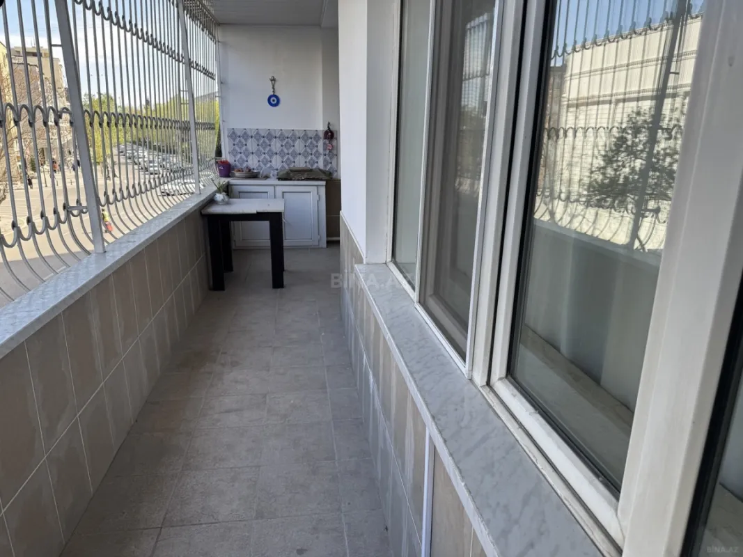 Satılır 3 otaqlı mənzil 125 m²