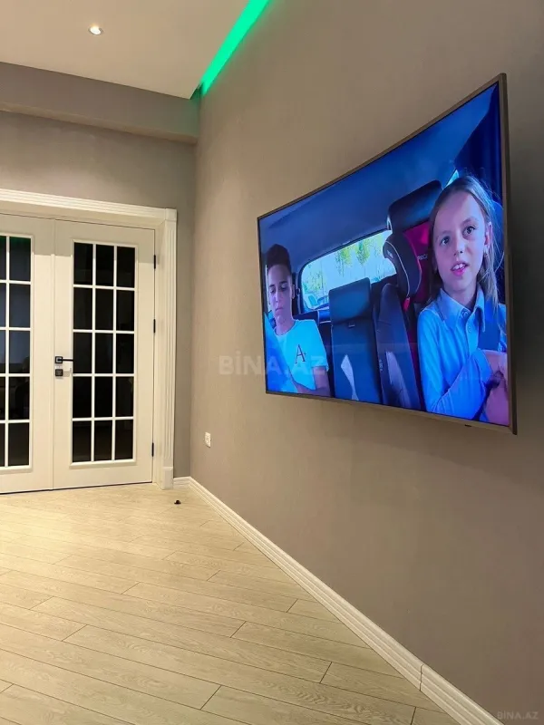 Satılır 2 otaqlı mənzil 88 m²