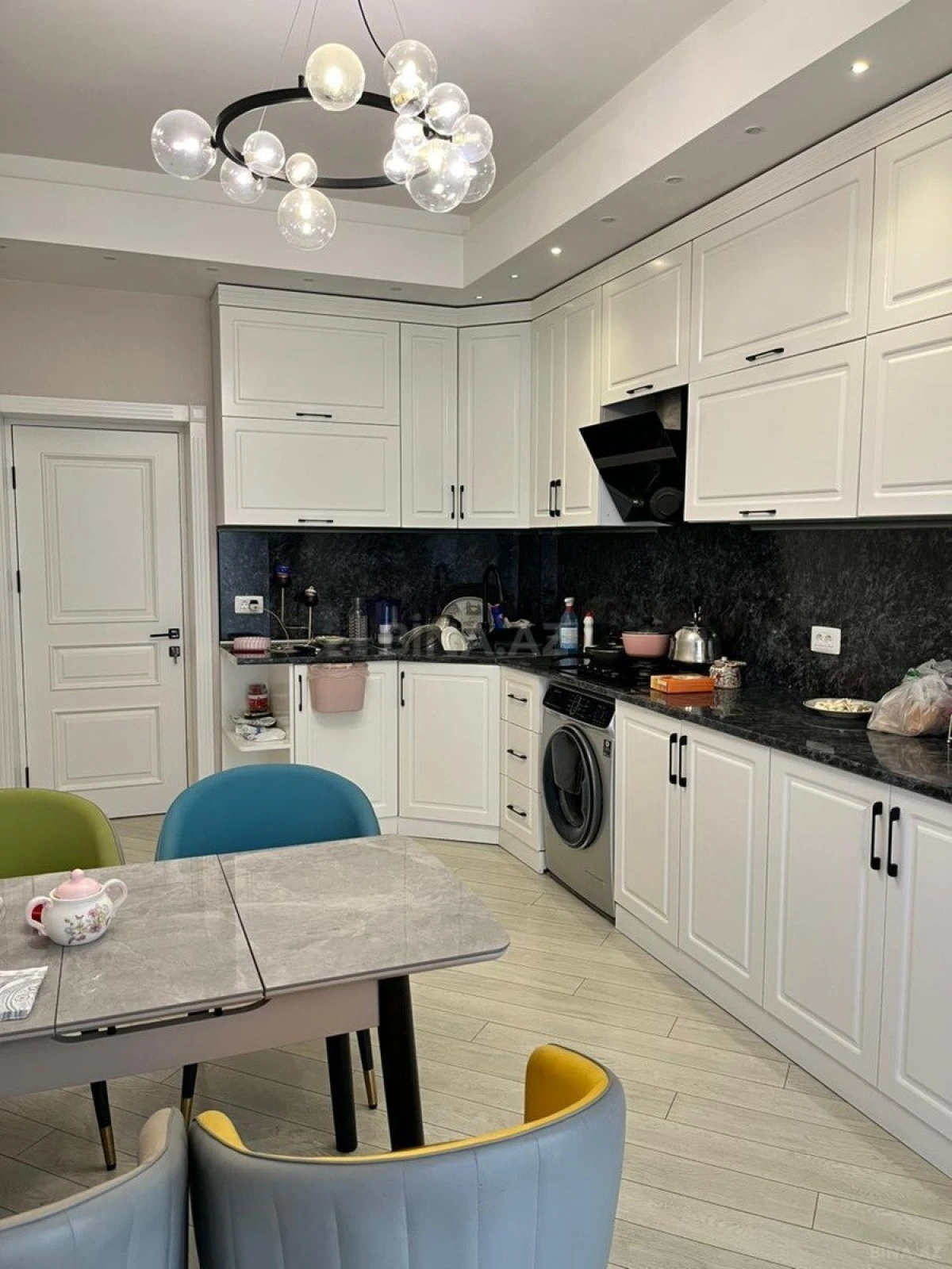 Satılır 2 otaqlı mənzil 88 m²