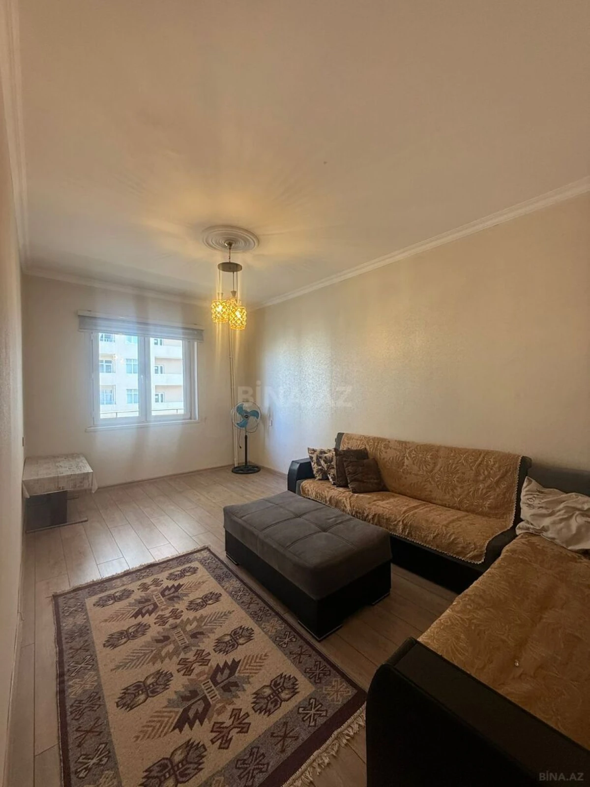 Satılır 5 otaqlı mənzil 120 m²