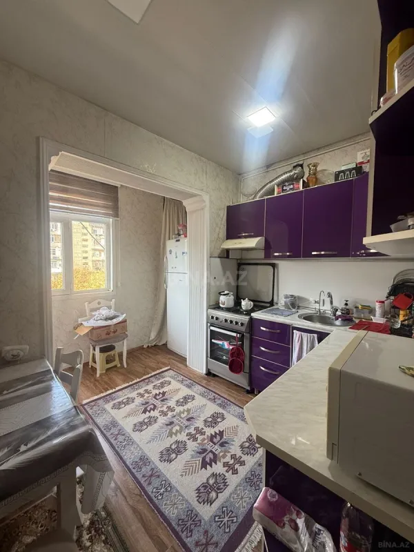 Satılır 5 otaqlı mənzil 120 m²