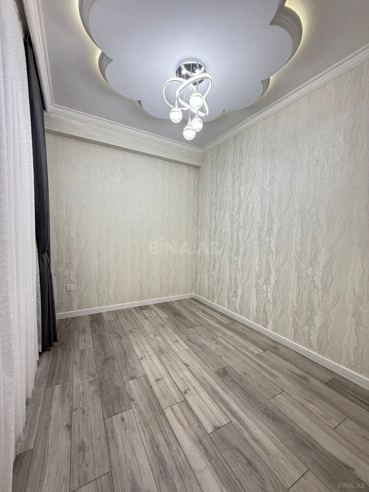 Satılır 3 otaqlı mənzil 85 m²