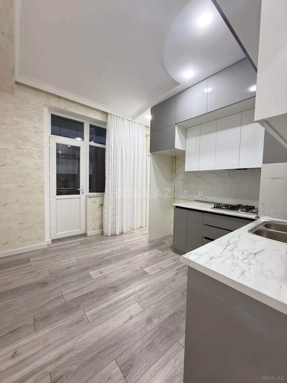 Satılır 3 otaqlı mənzil 85 m²