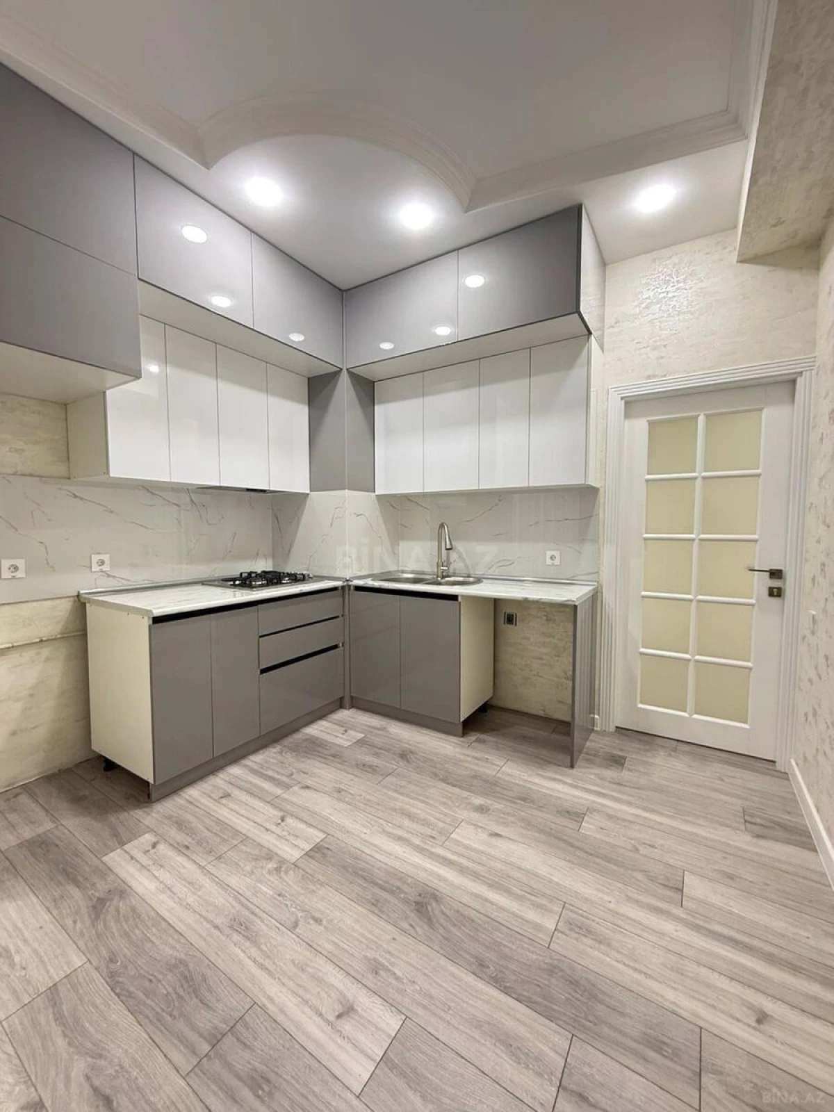 Satılır 3 otaqlı mənzil 85 m²