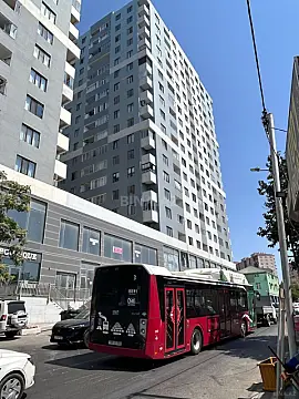 Satılır 2 otaqlı mənzil 70.5 m²