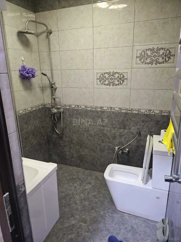 Kirayə verilir 2 otaqlı mənzil 75 m²