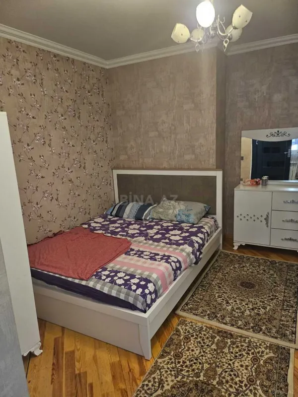 Kirayə verilir 2 otaqlı mənzil 75 m²