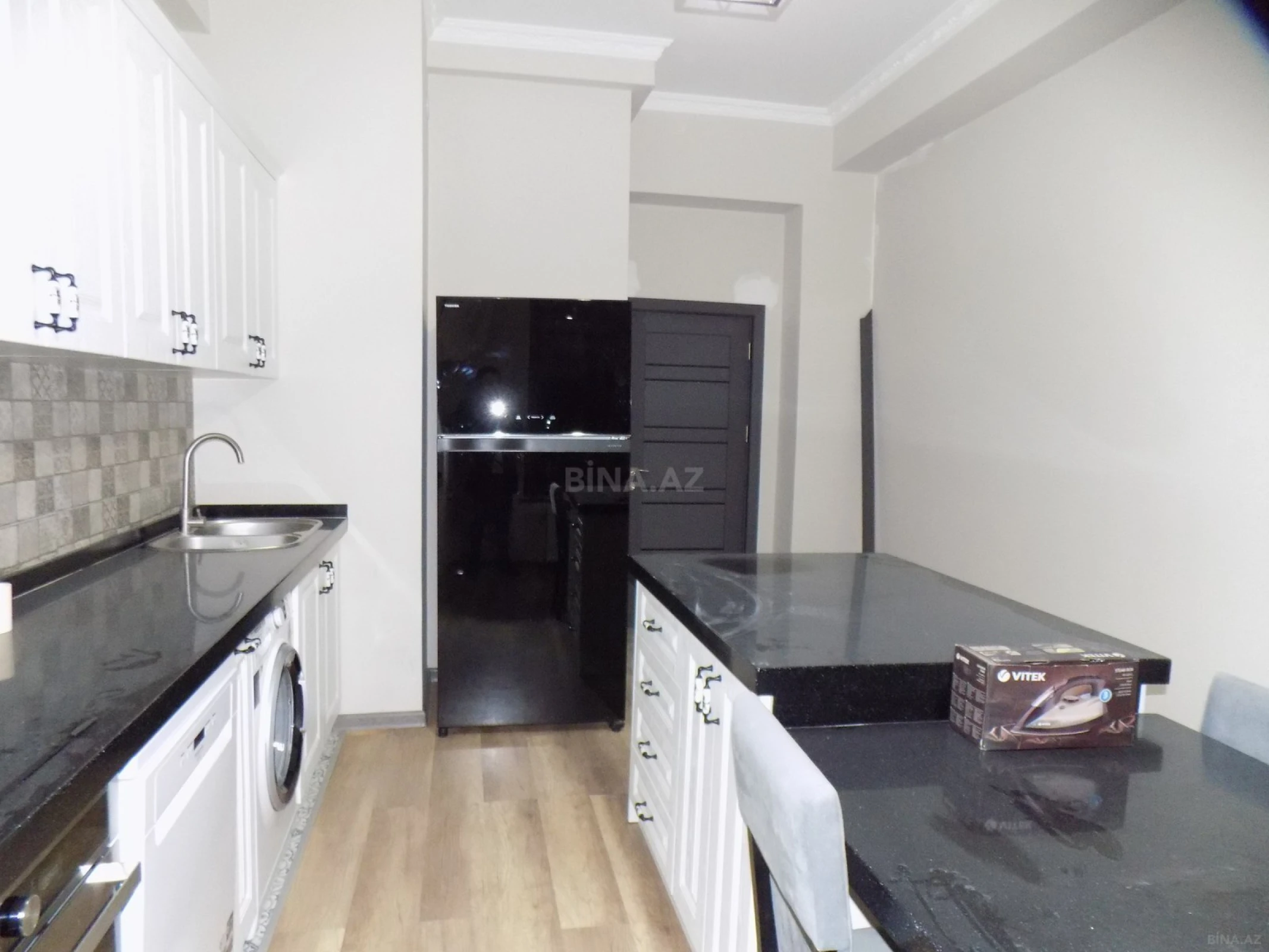 Kirayə verilir 3 otaqlı ofis 140 m²