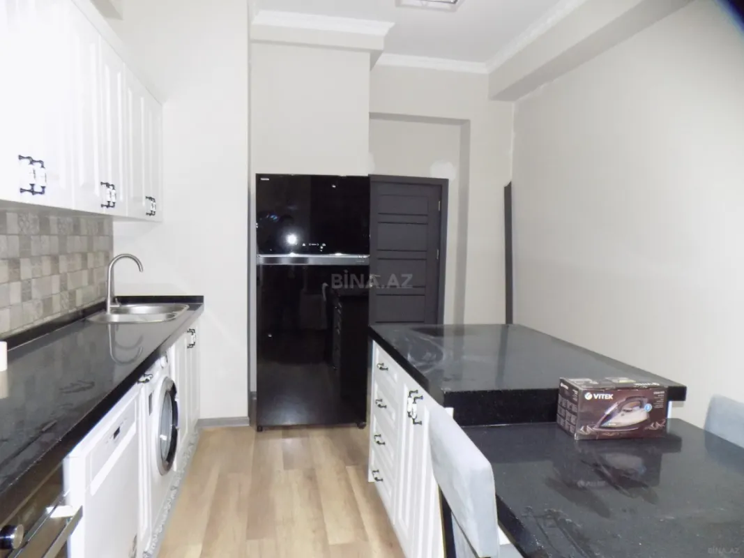 Kirayə verilir 3 otaqlı ofis 140 m²