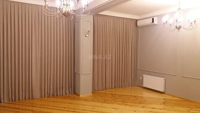 Kirayə verilir 3 otaqlı ofis 140 m²