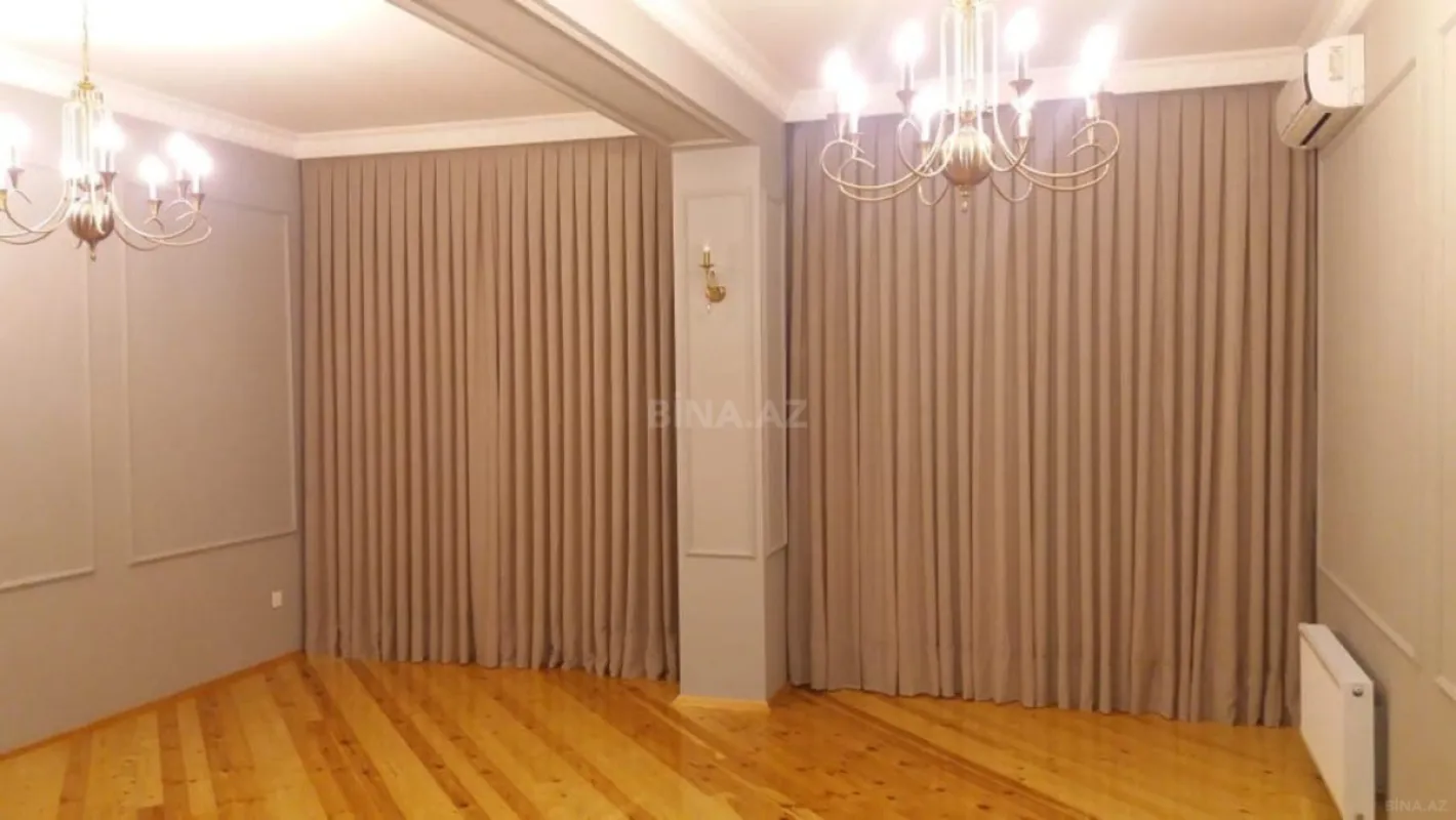 Kirayə verilir 3 otaqlı ofis 140 m²