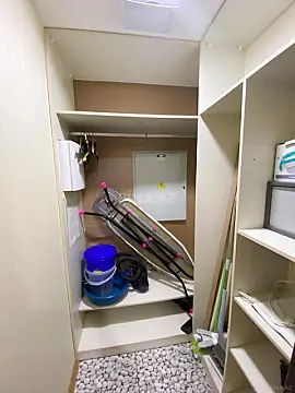 Kirayə verilir 2 otaqlı mənzil 90 m²