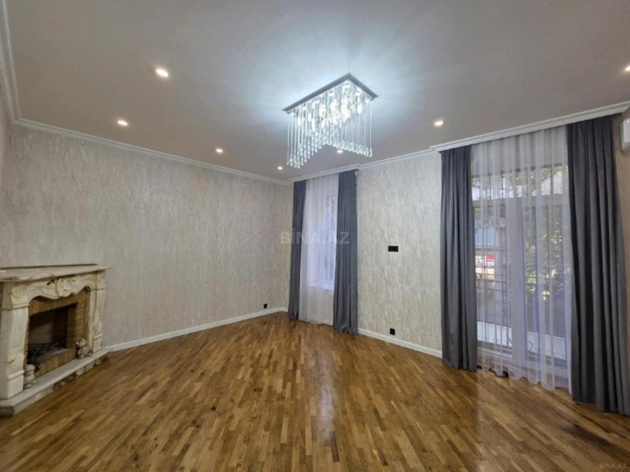 Satılır 3 otaqlı mənzil 92 m²