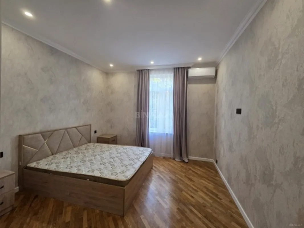 Satılır 3 otaqlı mənzil 92 m²