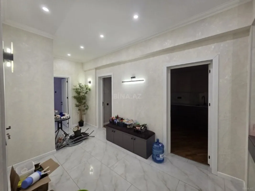 Satılır 3 otaqlı mənzil 92 m²