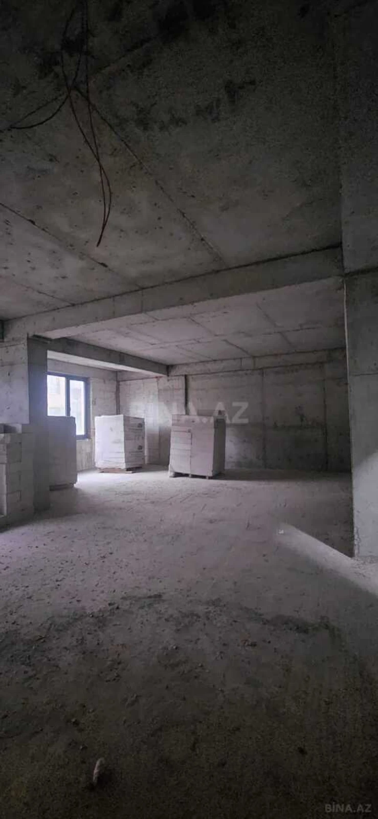 Satılır 3 otaqlı mənzil 154 m²