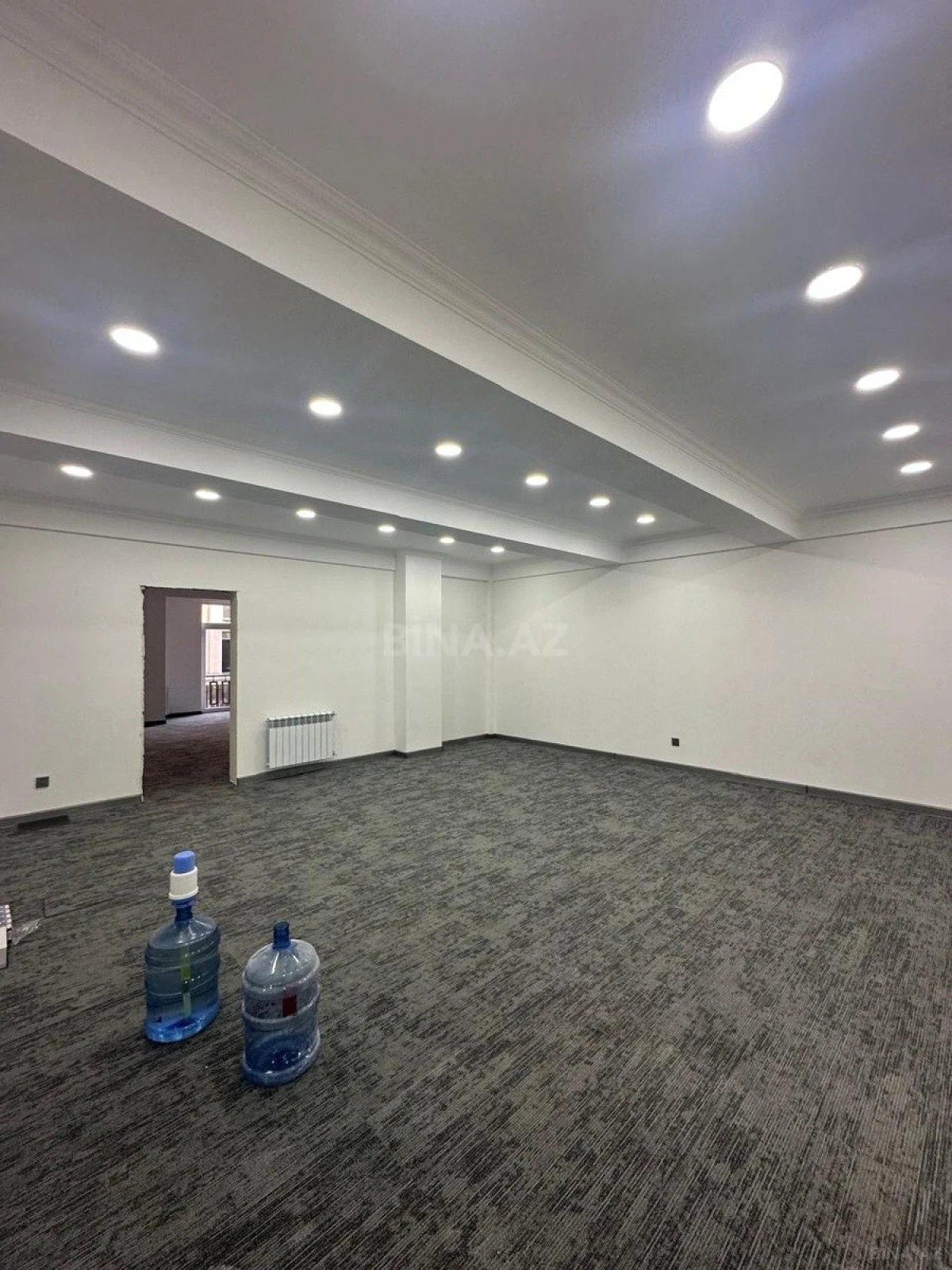 Kirayə verilir 11 otaqlı ofis 500 m²
