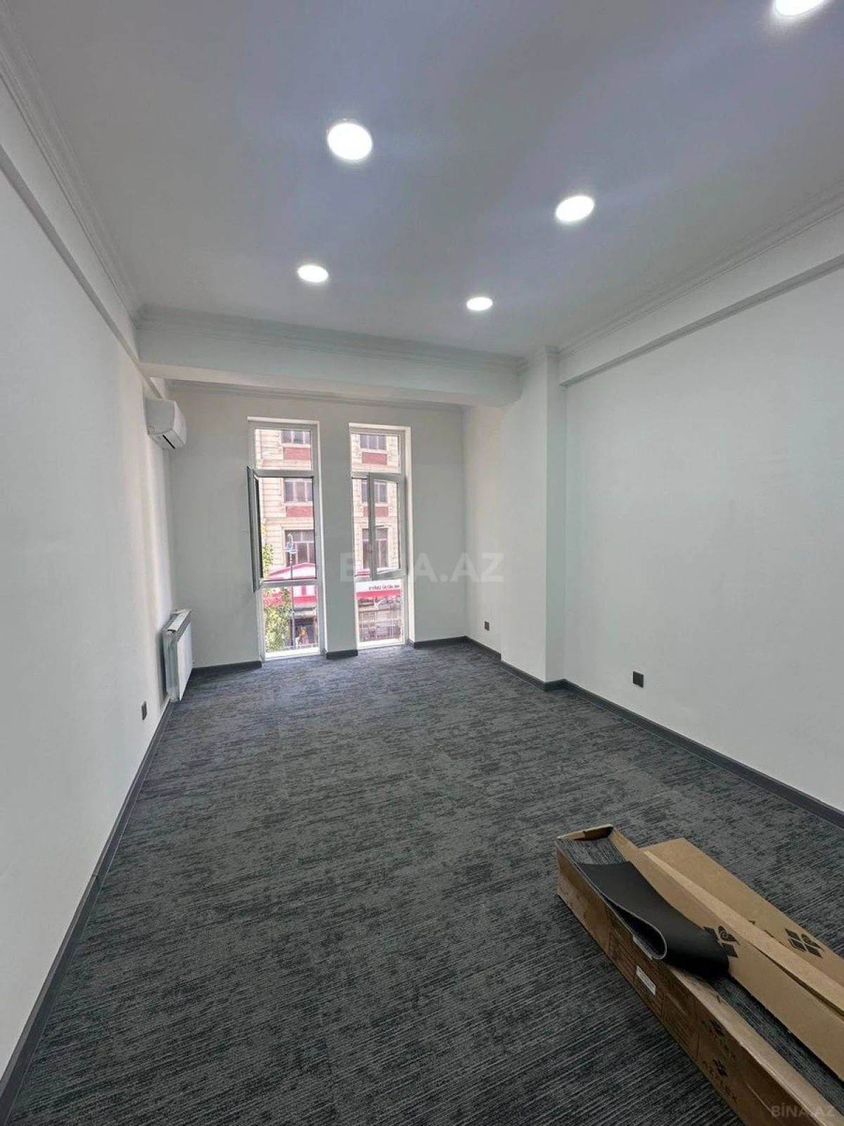 Kirayə verilir 11 otaqlı ofis 500 m²