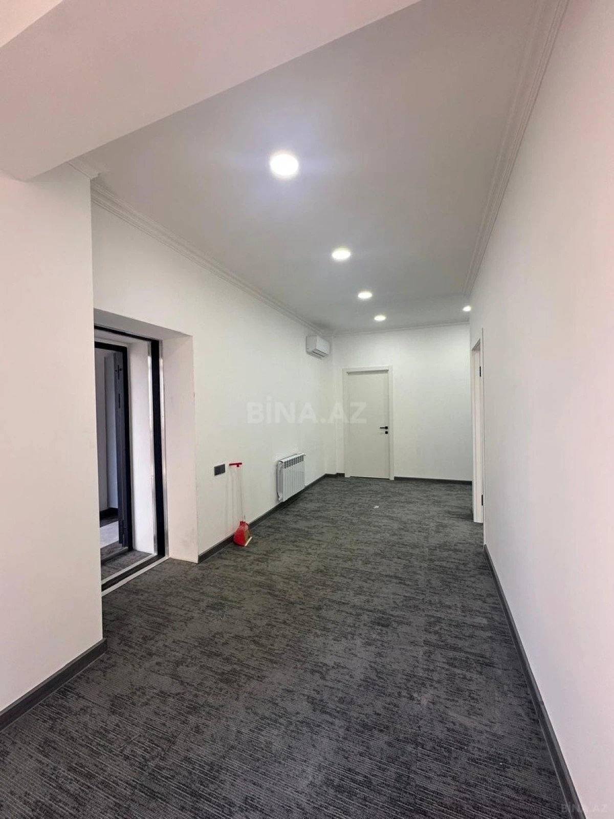 Kirayə verilir 11 otaqlı ofis 500 m²