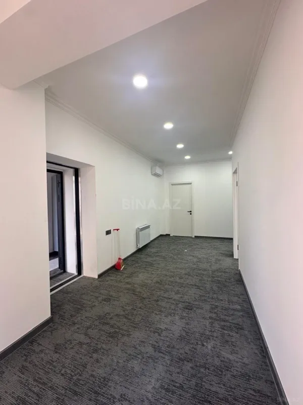 Kirayə verilir 11 otaqlı ofis 500 m²