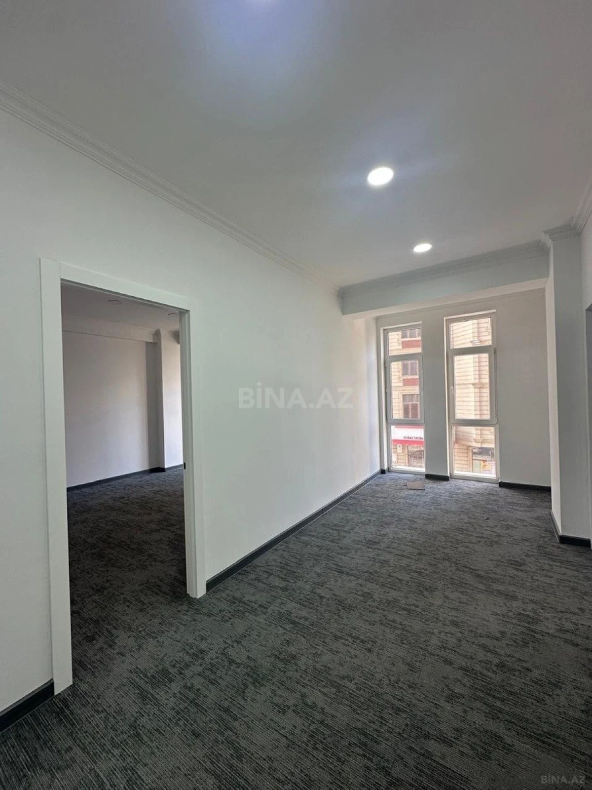 Kirayə verilir 11 otaqlı ofis 500 m²