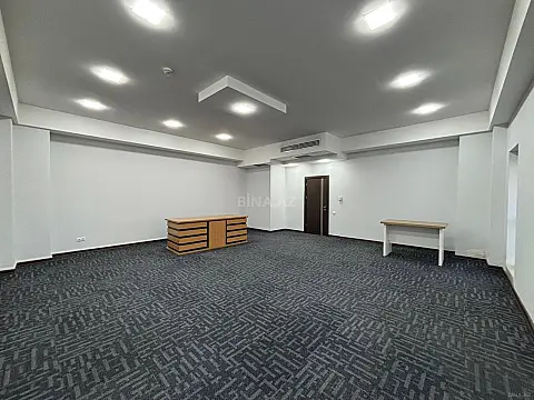 Kirayə verilir 4 otaqlı ofis 245 m²