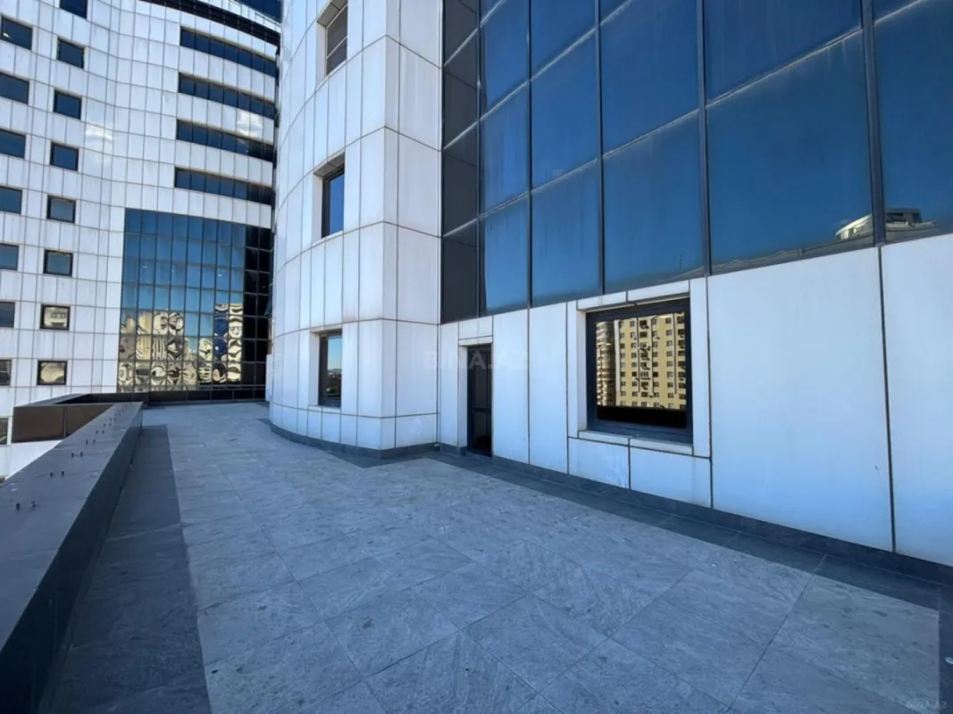 Kirayə verilir 4 otaqlı ofis 245 m²