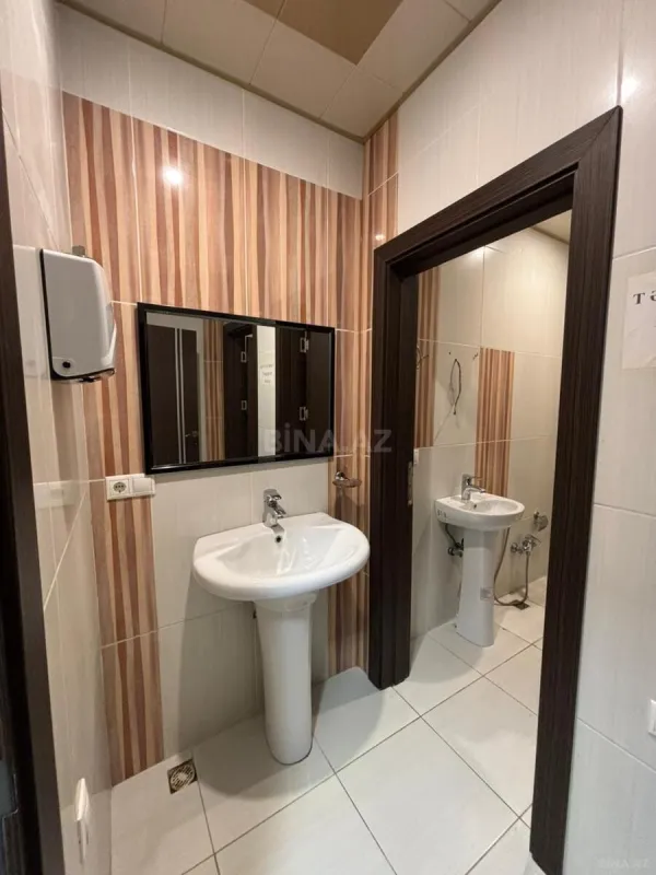 Kirayə verilir 4 otaqlı ofis 245 m²