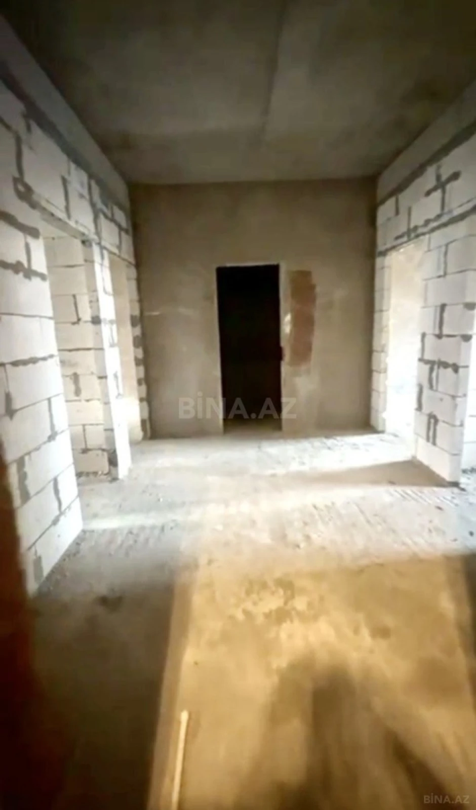 Satılır 3 otaqlı mənzil 112.8 m²