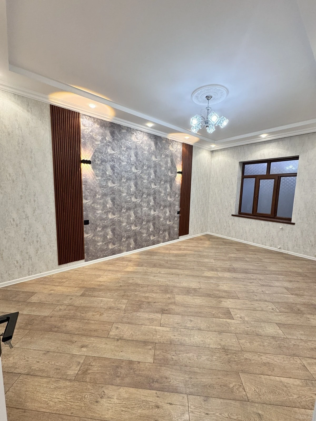 Satılır 4 otaqlı həyət evi 140 m²