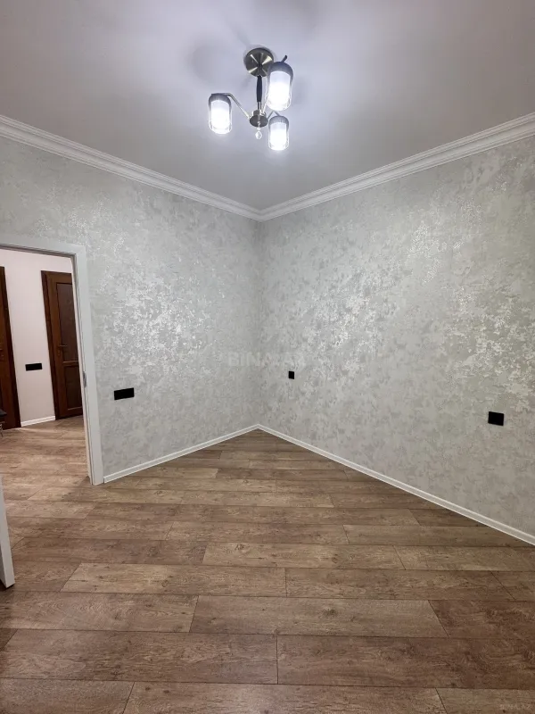 Satılır 4 otaqlı həyət evi 140 m²