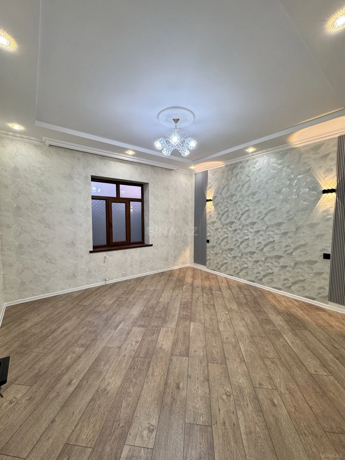 Satılır 4 otaqlı həyət evi 140 m²