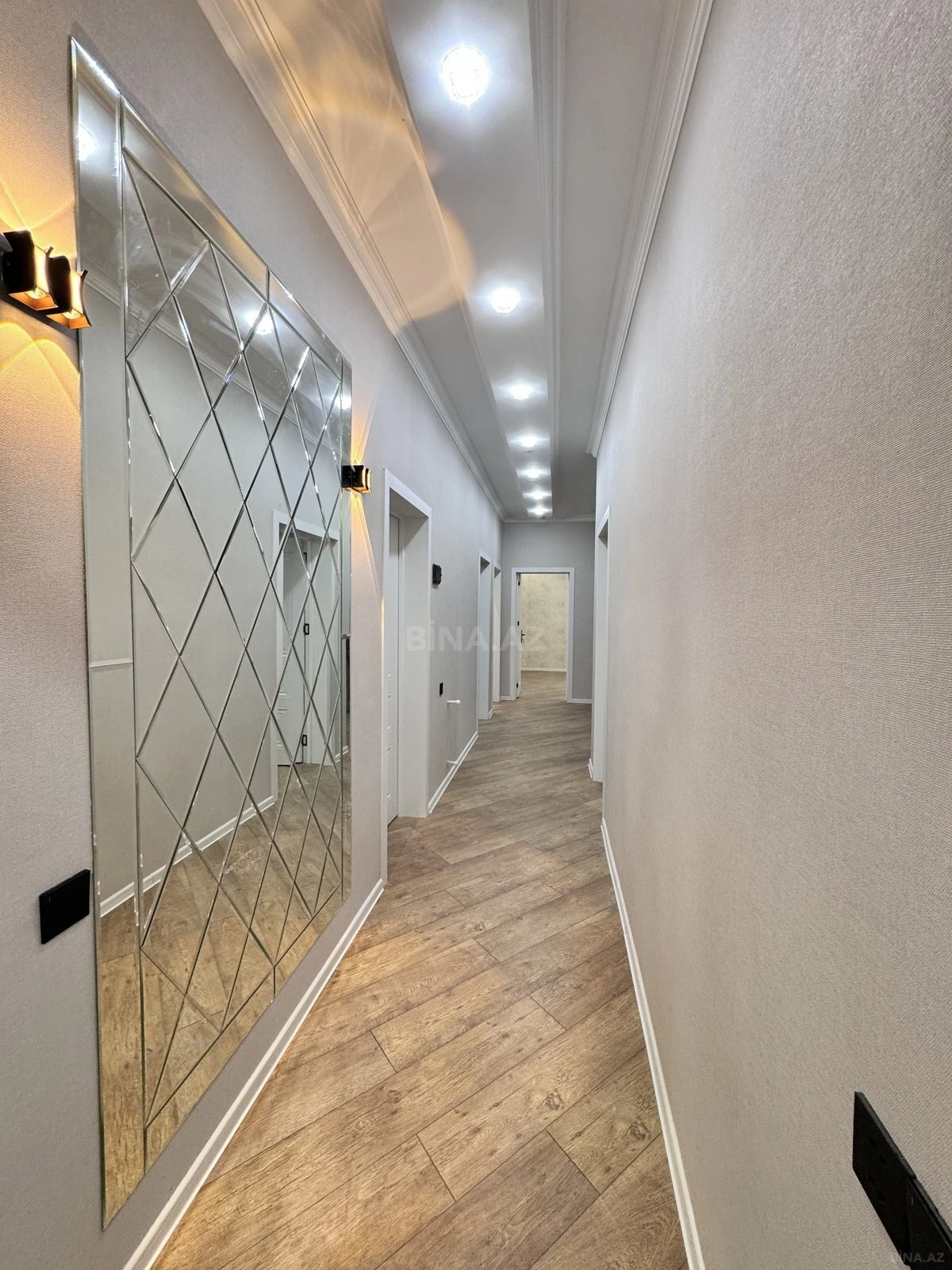 Satılır 4 otaqlı həyət evi 140 m²