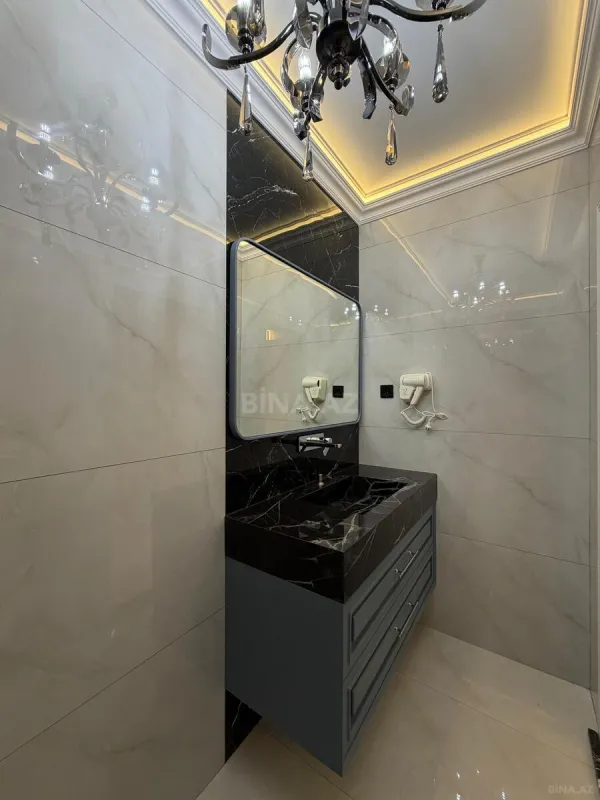 Satılır 2 otaqlı mənzil 86 m²