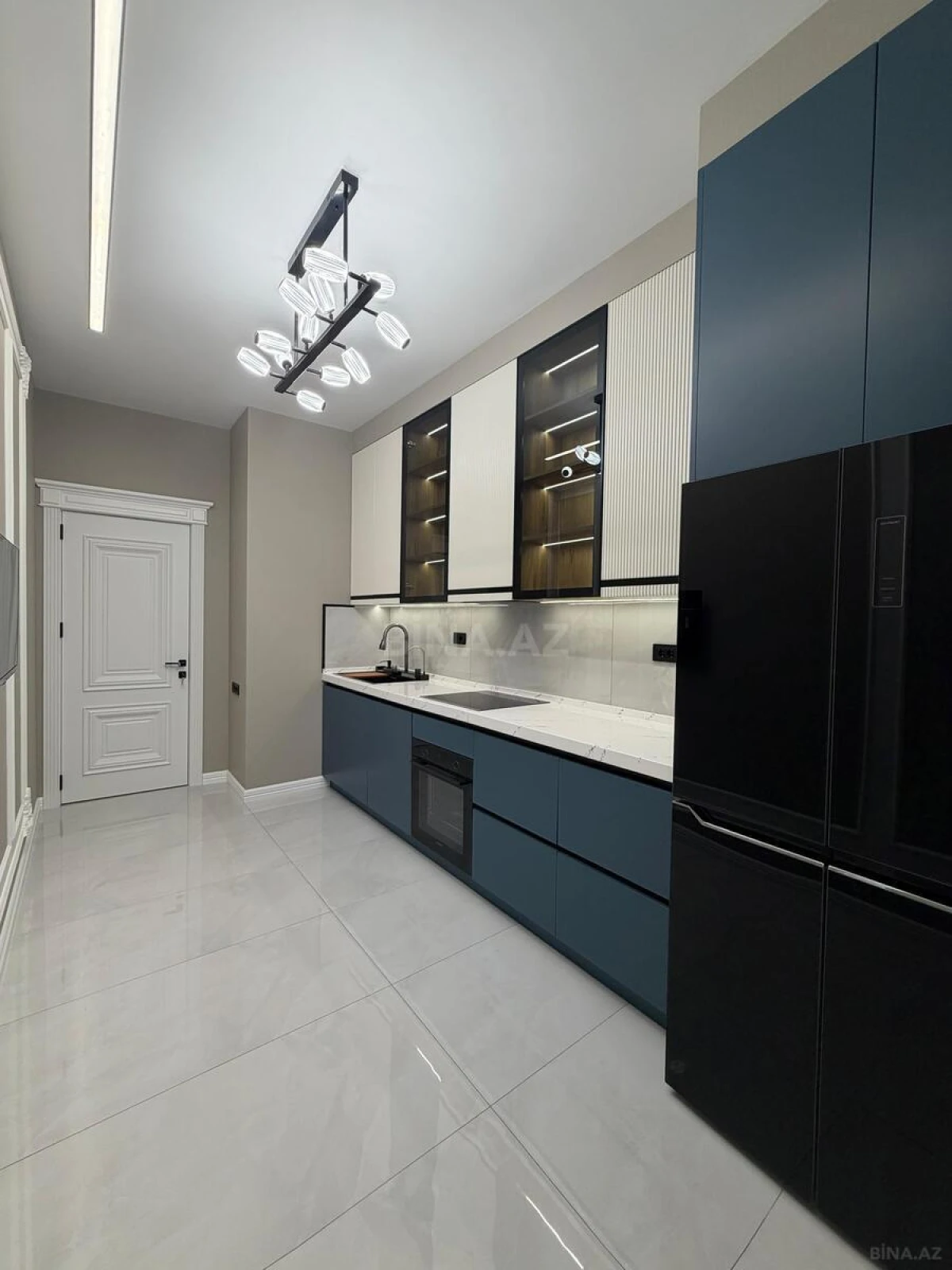 Satılır 2 otaqlı mənzil 86 m²