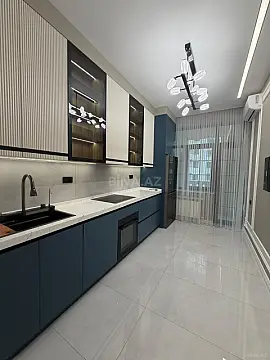 Satılır 2 otaqlı mənzil 86 m²